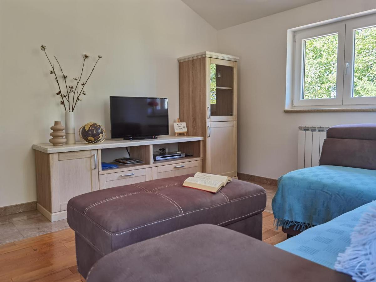 Pićan Apartment Luce מראה חיצוני תמונה
