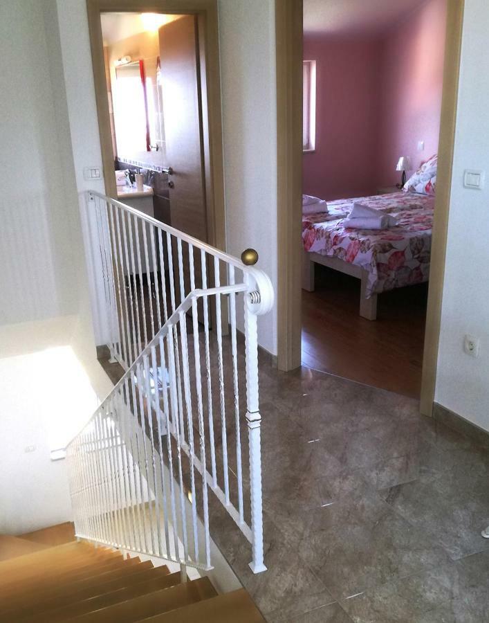 Pićan Apartment Luce מראה חיצוני תמונה